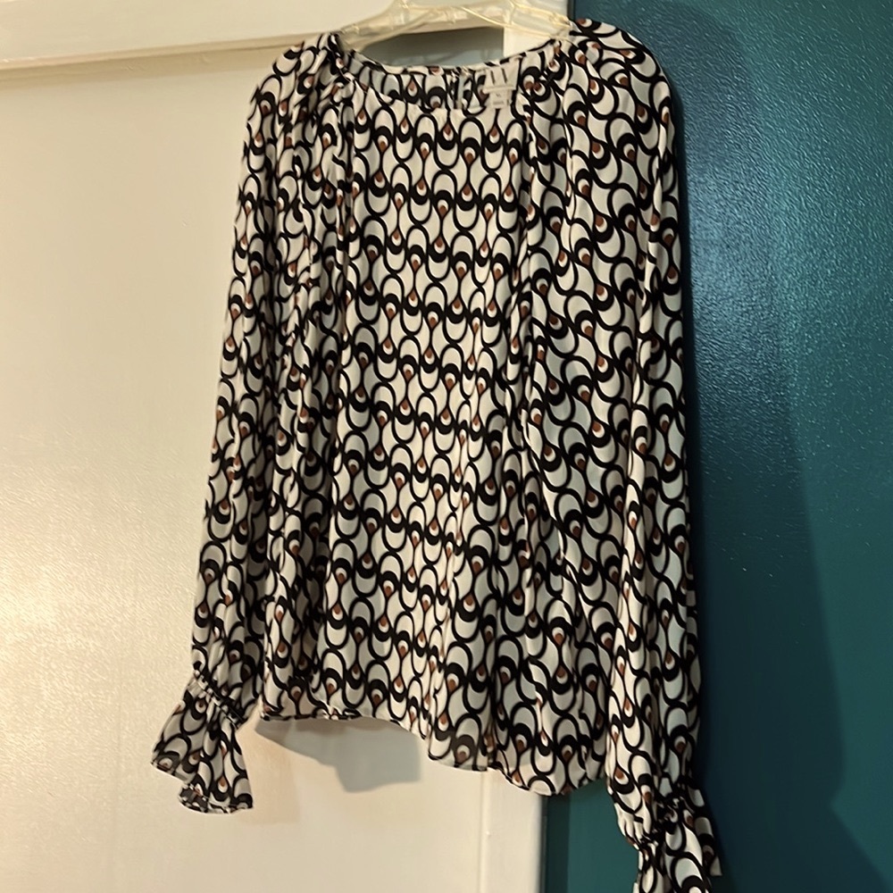 EUC. Gorgeous blouse for the fall. Worthington Size XL.